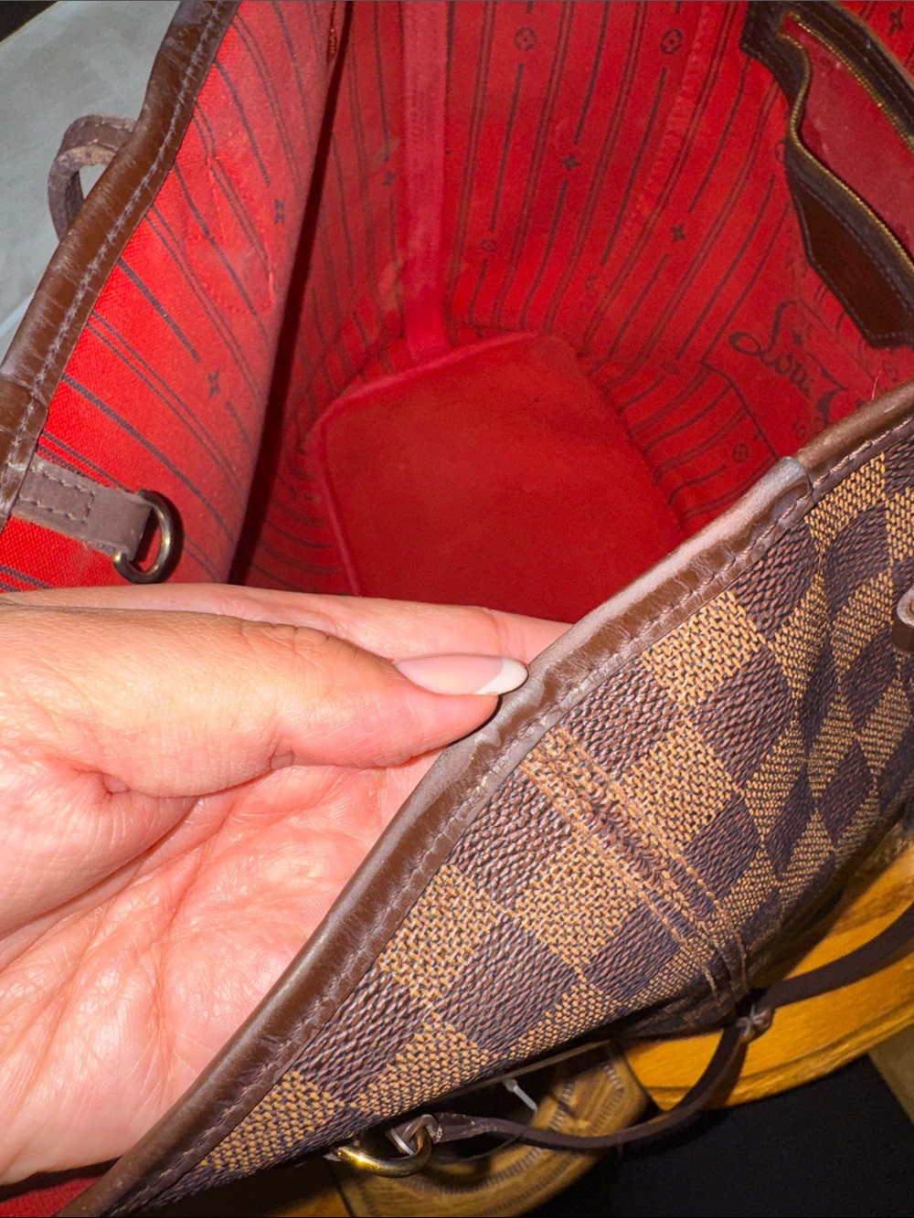 Designer-Style Brown Check Tote Bag - Classic Brown - Picture 9 of 11